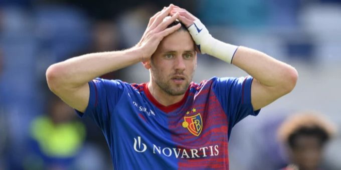 Missverständnis endet - FCB löst Vertrag mit Szalai einvernehmlich auf