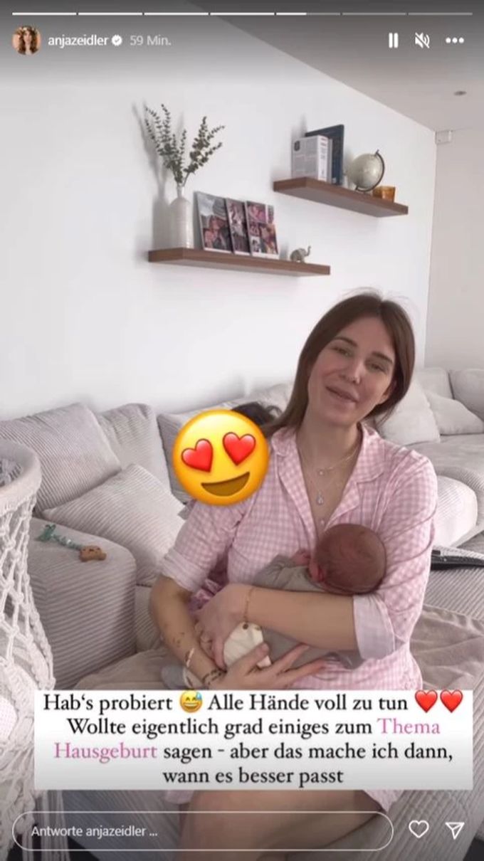 Anja Zeidler hält überglücklich ihren Sohn im Arm. anja zeidler