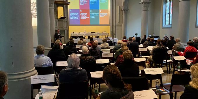 Vorstellung des Visitationsberichts 2020 in der Matthäuskirche. Synode