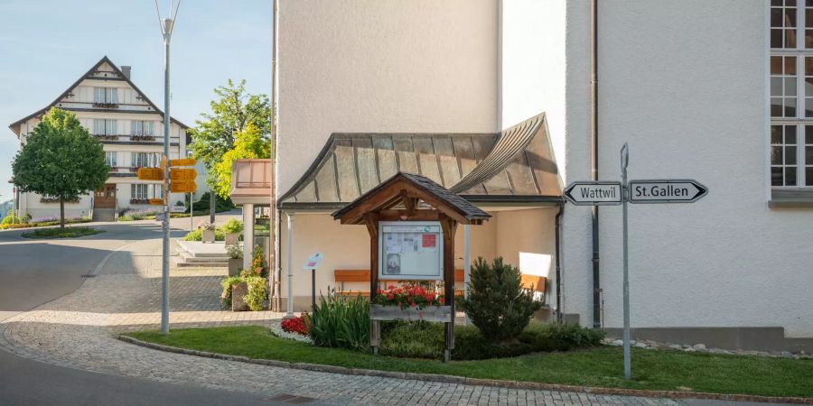 Hauptstrasse der Gemeinde Hemberg im Toggenburg im Kanton St. Gallen.