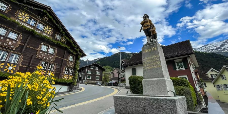 Das Tell Denkmal in Bürglen (UR).