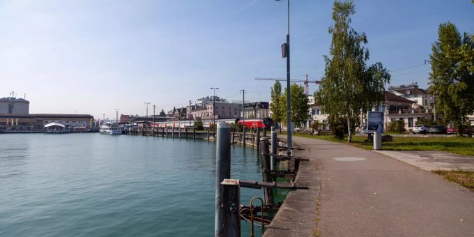 Die Seepromenade der Gemeinde Romanshorn. Die Seepromenade der Gemeinde Romanshorn.