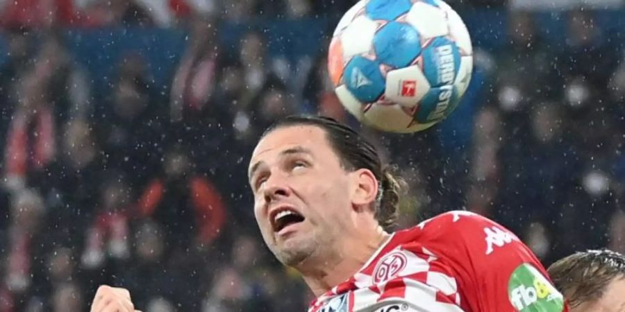 Fällt einige Wochen für den FSV Mainz 05 aus: Adam Szalai. Foto: Torsten Silz/dpa