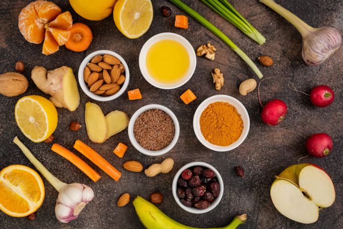 Nebst einer gesunden Ernährung können auch Nahrungsergänzungsmittel helfen das Immunsystem zu unterstützen. d