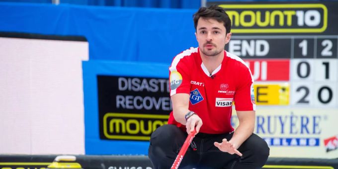 Der Schweizer Benoit Schwarz. Swisscurling