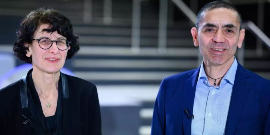 Biontech-Gründer Ugur Sahin und Özlem Türeci könnten uns bald auf Euro-Banknoten begegnen. Foto: Bernd von Jutrczenka/dpa-Pool/dpa