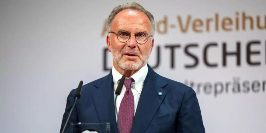 Karl-Heinz Rummenigge lobt den neuen Bundestrainer Hansi Flick. Foto: Monika Skolimowska/dpa-Zentralbild/dpa