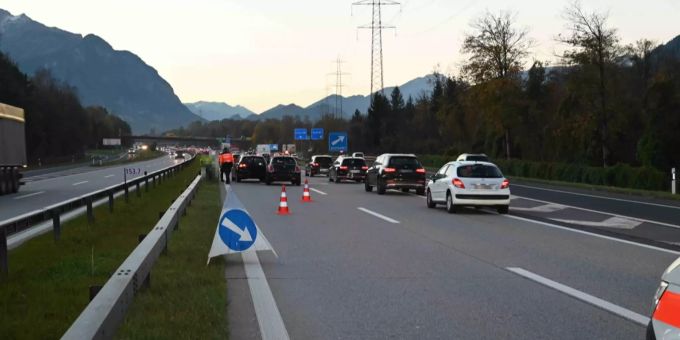 Es entstand hoher Sachschaden. Unfall