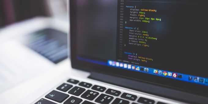 Dank des neuen Algorithmus könnten in Zukunft viele Menschenleben gerettet werden. (Symbolbild) laptop
