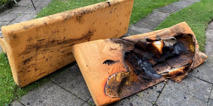 Der Wohnungsmieter wurde zur medizinischen Kontrolle ins Spital gebracht.