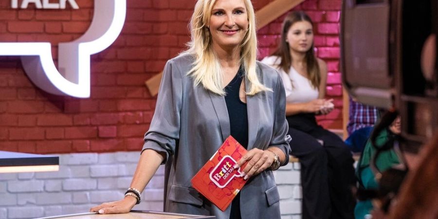 Britt Hagedorn präsentiert wieder einen TV-Talk.