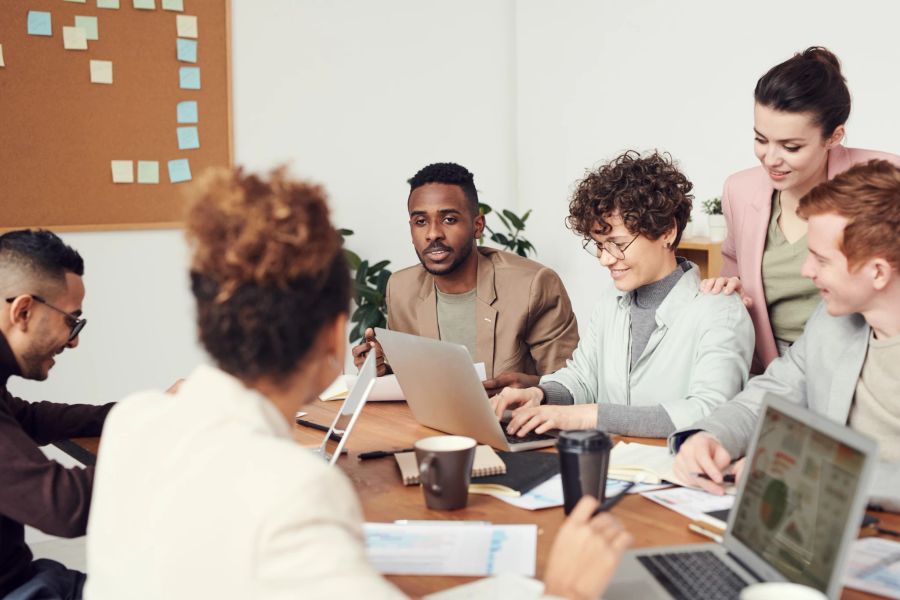Team Tisch Arbeit Office Mitarbeiter Kollegen