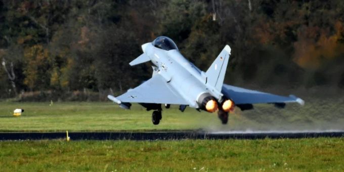 Ein deutscher Eurofighter. Ukraine Krieg