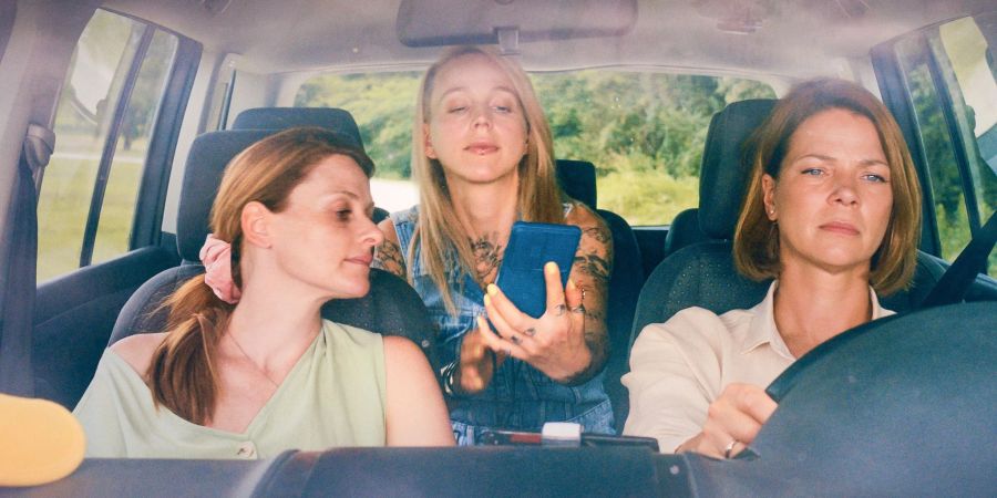 Roadtrip nach Italien: Steffi (Julia Becker), Toni (Petra Schmidt-Schaller) und Lea (Jessica Schwarz)