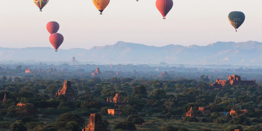 Fast drei Jahre nach dem Militärputsch in Myanmar versucht das Krisenland trotz eines andauernden Bürgerkriegs die Tourismusbranche wiederzubeleben.