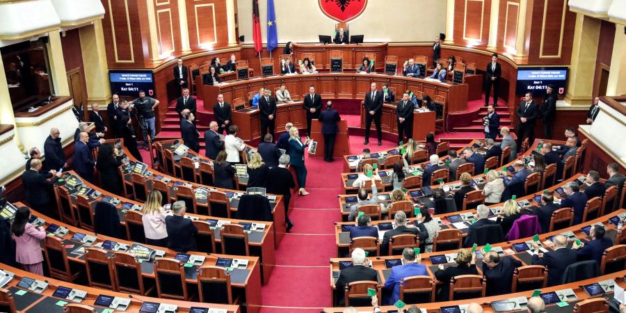 Parlament Albanien