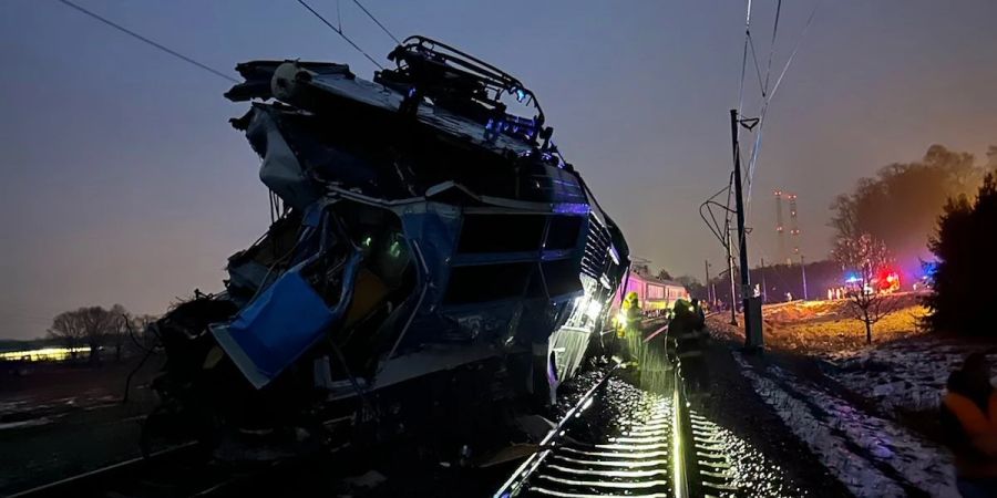 Tschechien Zug Unfall