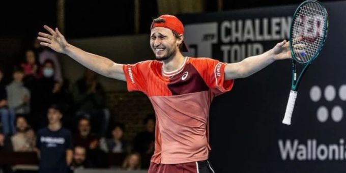 2024 im Formhoch - Zürcher Tennis-Youngster Riedi holt nächsten Titel