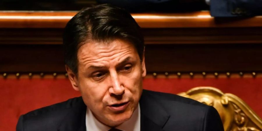 Conte bei seiner Rede im Senat