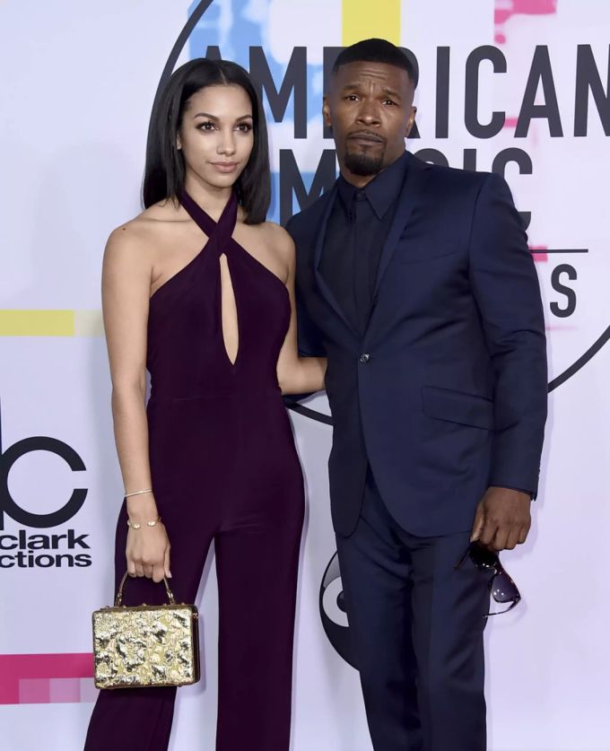 Jamie Foxx posiert 2017 mit seiner Tochter Corinne in Los Angeles. jamie foxx
