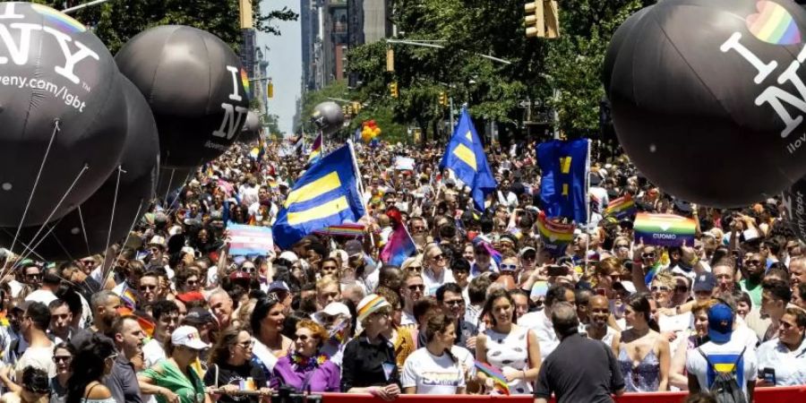 Fünfzig Jahre nach den Krawallen in der Christopher Street gingen die Millionen in New York auf dei Strasse. Foto: Craig Ruttle