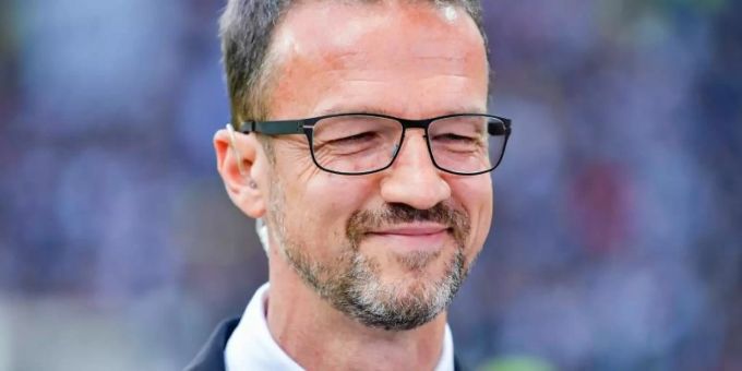 Eintracht-Sportvorstand Fredi Bobic hat diesen Sommer viel zu tun in Sachen Transfers. Foto: Uwe Anspach Eintracht-Sportvorstand Fredi Bobic hat diesen Sommer viel zu tun in Sachen Transfers. Foto: Uwe Anspach