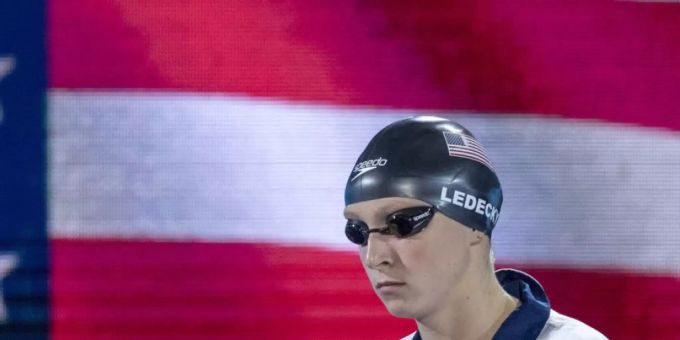 Rekordweltmeisterin Katie Ledecky vor einem WM-Start 2017 in Budapest Rekordweltmeisterin Katie Ledecky vor einem WM-Start 2017 in Budapest
