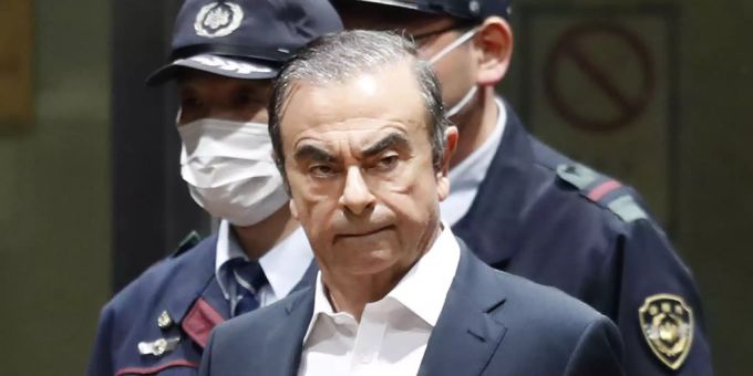 Trotz Hausarrest - Ex-Nissan-Chef aus Japan geflohen