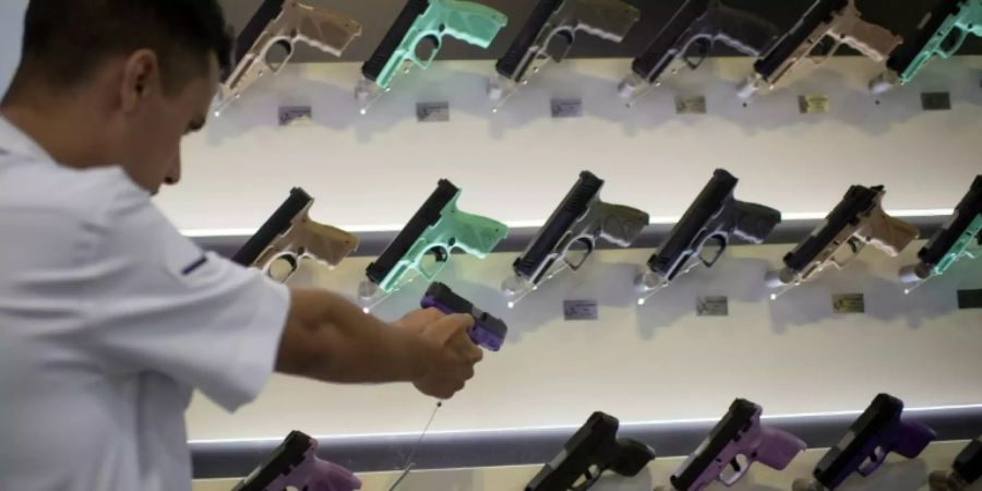 Bolsonaros zieht Dekret zu Waffenrecht zurück