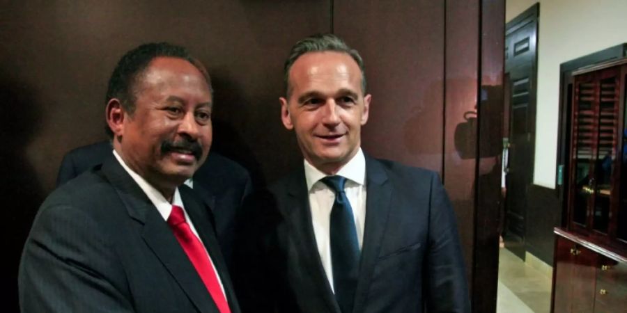 Heiko Maas (r.) und Abdalla Hamdok in Khartum