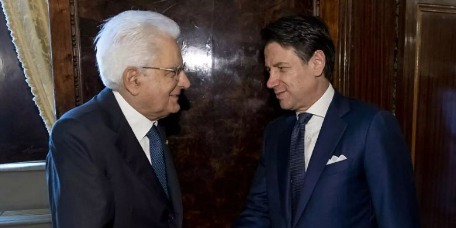 Conte (rechts) mit Italiens Präsident Mattarella