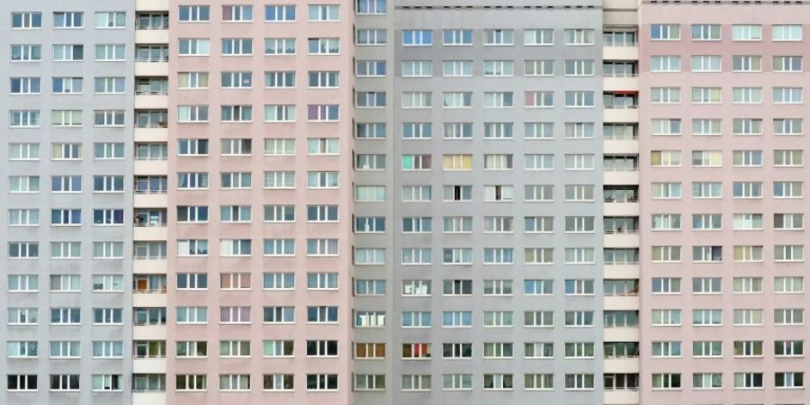 Blick auf Wohnblock in Berlin