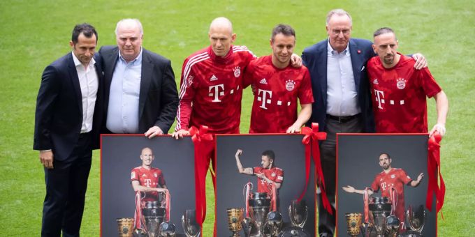 Als Manager holte Uli Hoeness Spieler wie Franck Ribéry oder Arjen Robben, die die Bayern jahrelang prägen sollten. Uli Hoeness Bayern München