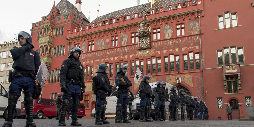 Ausländer bei der Polizei: Basel ist Vorreiter