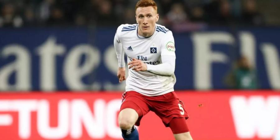 Wird vom HSV nach England ausgeliehen: David Bates. Foto: Christian Charisius