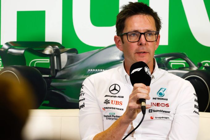 Andrew Shovlin ist Trackside Engineering Director bei Mercedes. Andrew Shovlin Mercedes