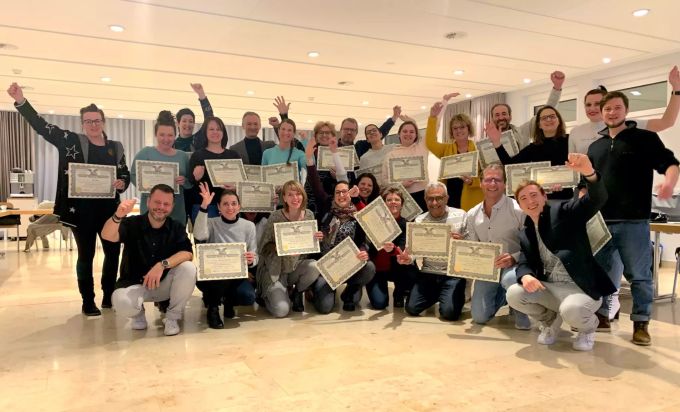 Die Ausbildung zur dipl. zert. HypnosetherapeutIn am Palacios Relations Institut ist seitens drei Verbänden, zwei Instituten und einer Stiftung breit anerkannt. Palacios Relations GmbH