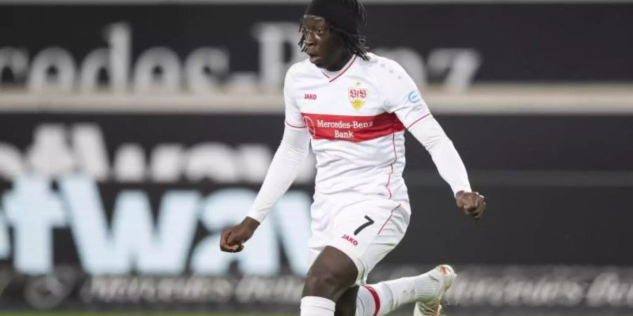 Der VfB Stuttgart kann wieder mit Tanguy Coulibaly planen. Foto: Tom Weller/dpa