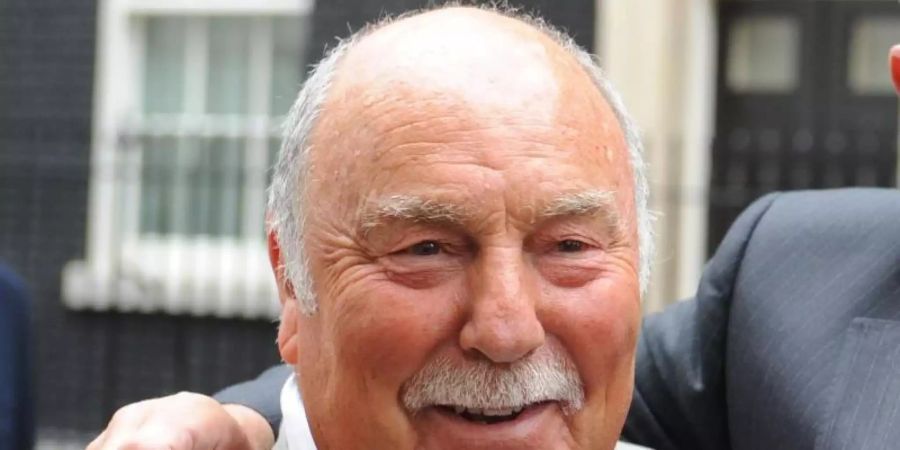 Jimmy Greaves, englischer Fussball-Weltmeister von 1966, ist im Alter von 81 Jahren gestorben. Foto: Ian Nicholson/PA Wire/dpa