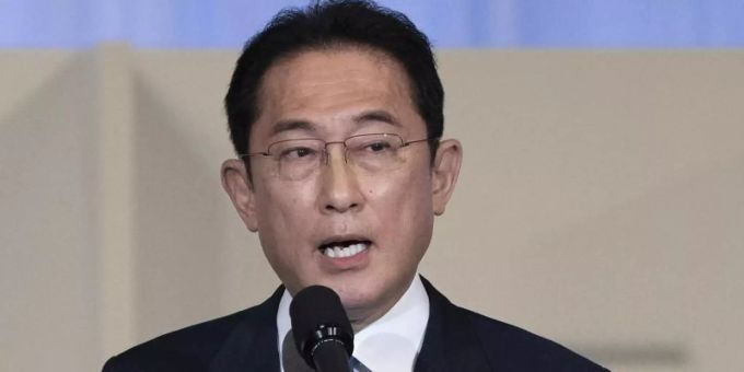 Neuer Regierungschef Japans soll der frühere Aussenminister Fumio Kishida werden. Foto: Carl Court/Pool Getty Images/AP/dpa Neuer Regierungschef Japans soll der frühere Aussenminister Fumio Kishida werden. Foto: Carl Court/Pool Getty Images/AP/dpa