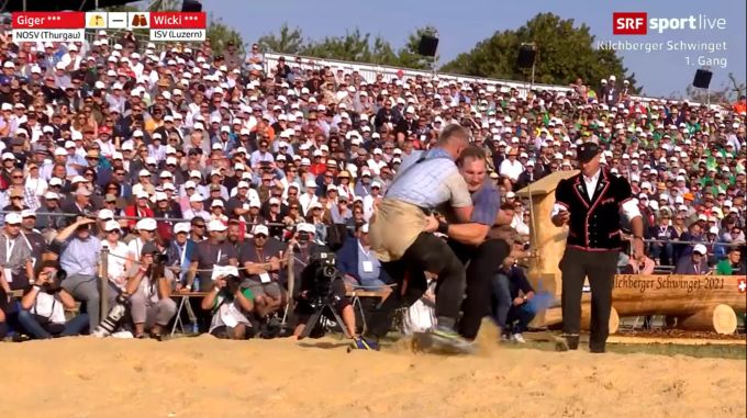 Giger und Wicki lieferten dem Publikum einenen spektakulären Kampf. im ersten Gang. Kilchberger Schwinget