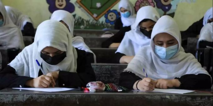 Die Rechte von Frauen wurden von den Taliban bereits massiv eingeschränkt. Dazu gehört etwa auch, dass sie keinen sportlichen Aktivitäten mehr nachkommen dürfen. Frauen Taliban