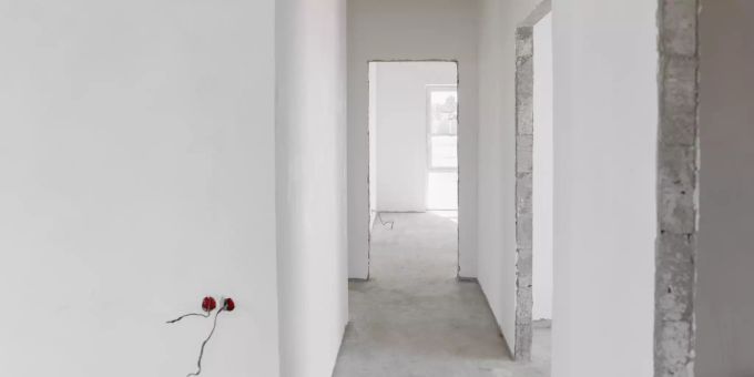 Ein Brite machte in seinem neuen Haus einen gruseligen Fund. (Symbolbild) puppe