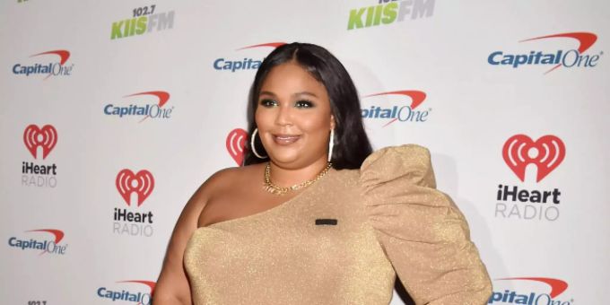 Lizzo. lizzo