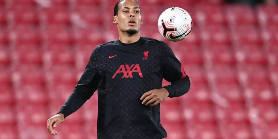Der FC Liverpool hofft auf ein baldiges Comeback von Virgil van Dijk. Foto: Laurence Griffiths/PA Wire/dpa