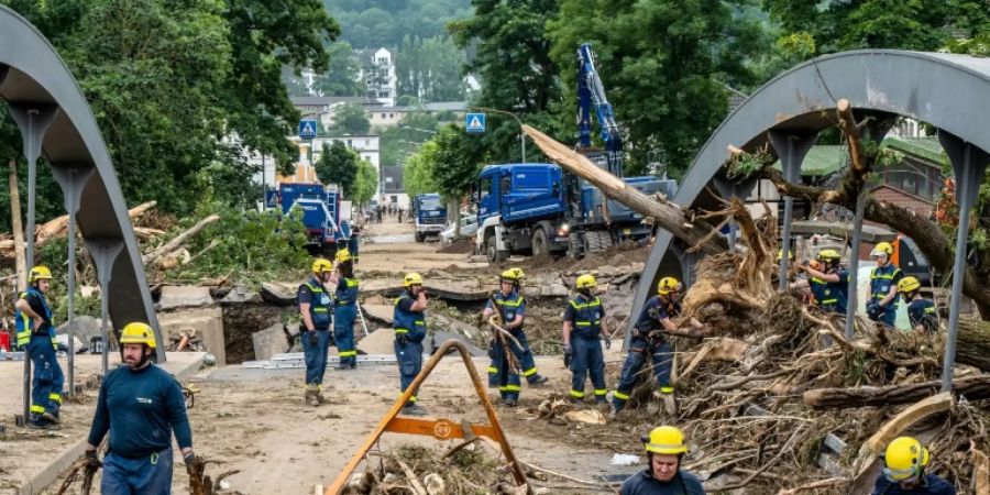 Aufräumarbeiten in Bad Neuenahr-Ahrweiler