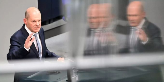 Olaf Scholz im Bundestag Olaf Scholz im Bundestag