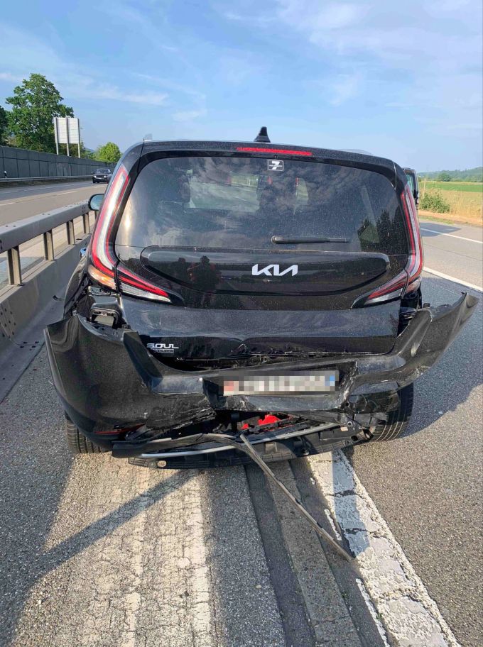 An den Fahrzeugen entstand ein Sachschaden. Sachschaden