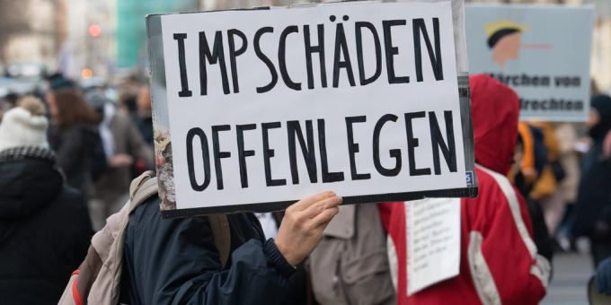 Impfschäden - Noch immer wenige Klagen in Deutschland - aber warum?