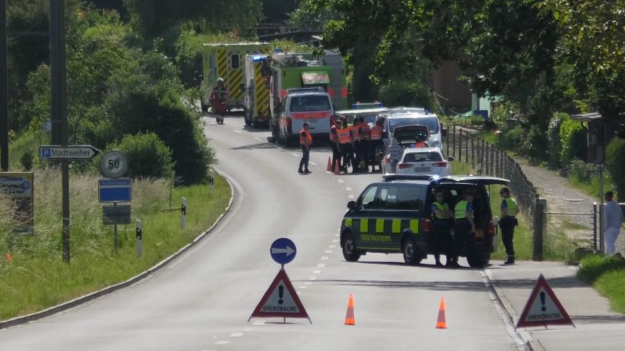 Eine Frau musste gar mit der Rega ins Spital geflogen werden.